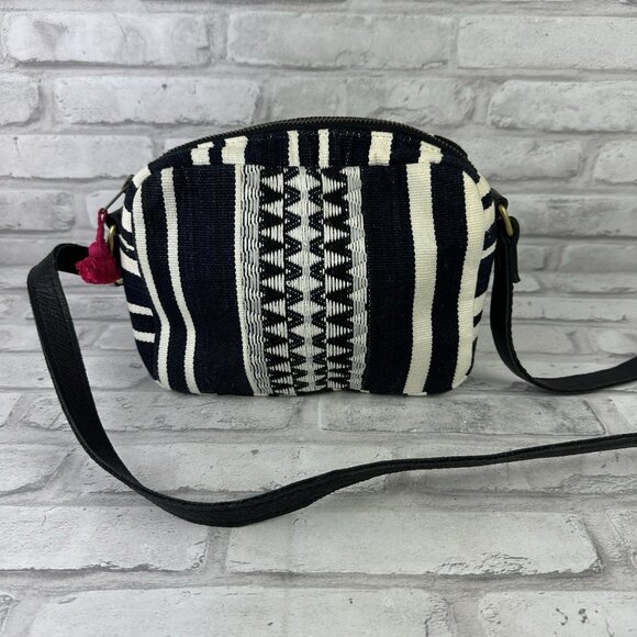 Mercado Global Purse Black White Stripes and Zig Zag Adjustable Strap - Picture 1 of 4